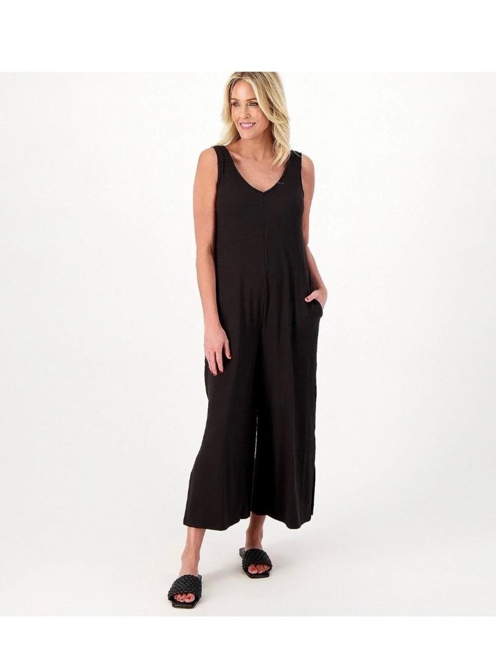 Cuddl Duds Black Sleeveless Wide-Leg Jumpsuit